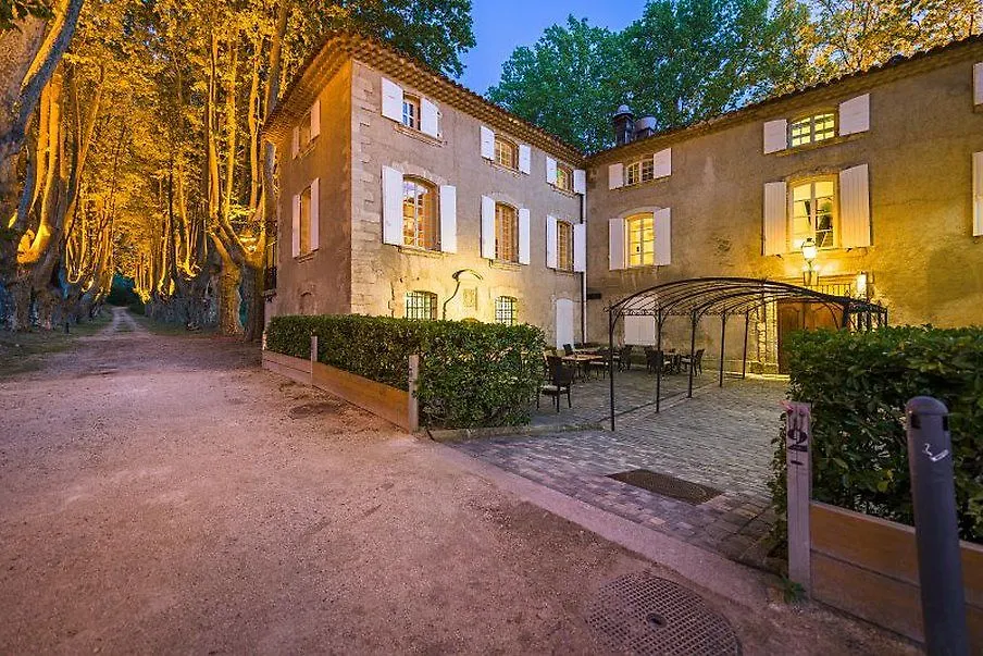 Le Moulin De Vernegues Hotel & Spa Mallemort